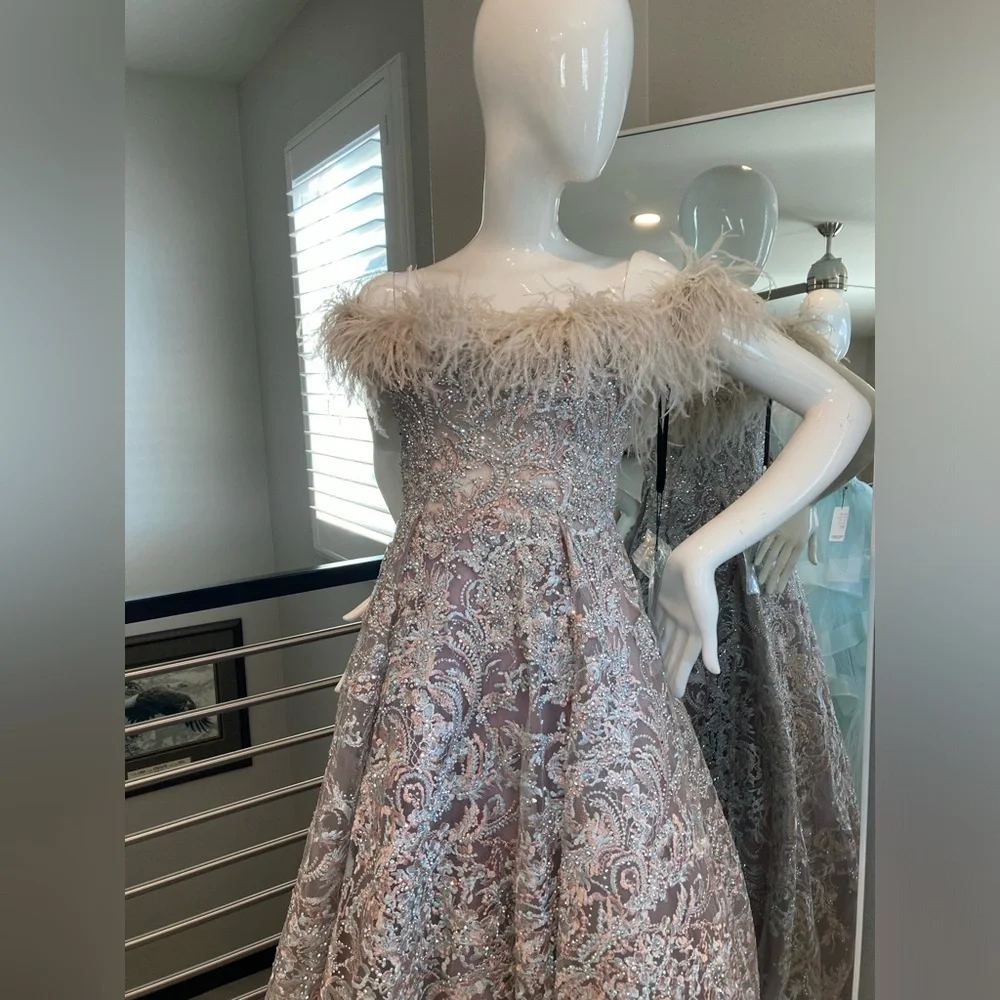 New elegant long dress - Picture 5 of 16